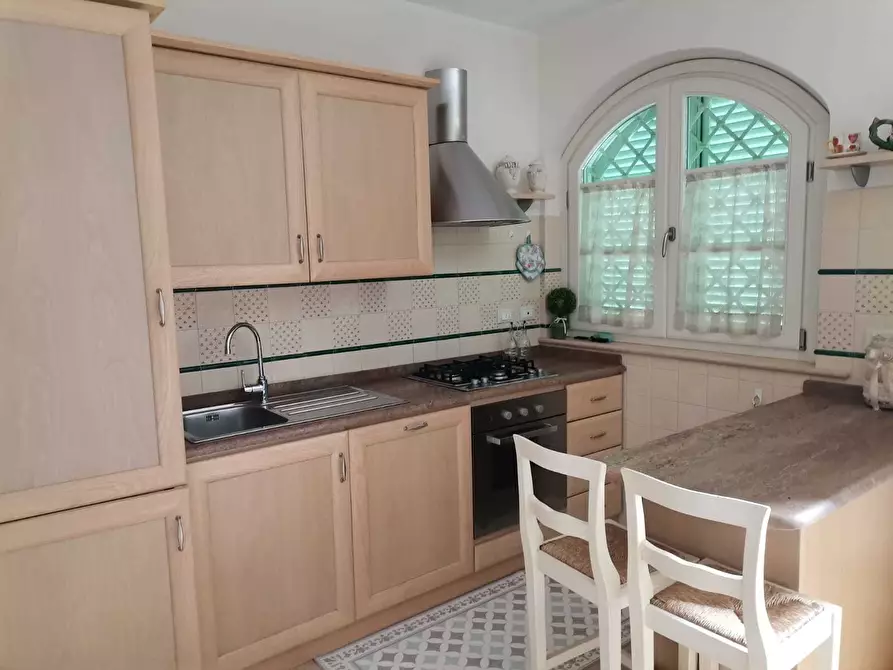 Immagine 12 di Casa indipendente in affitto  a Montignoso