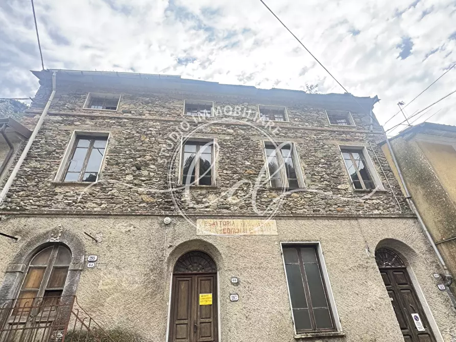 Immagine 61 di Porzione di casa in vendita  a Stazzema