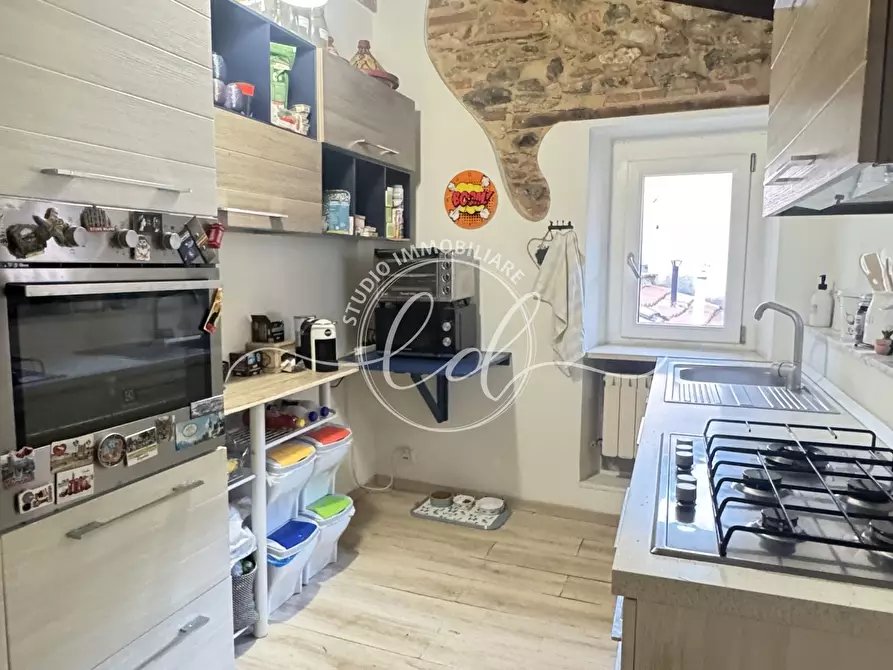 Immagine 18 di Quadrilocale in vendita  a Seravezza