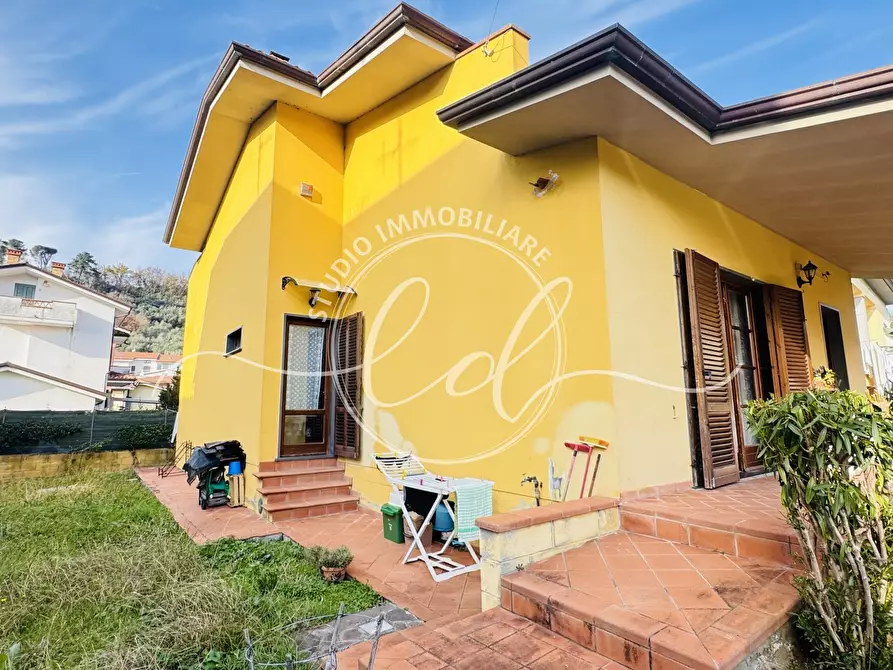 Immagine 5 di Casa indipendente in vendita  a Massarosa