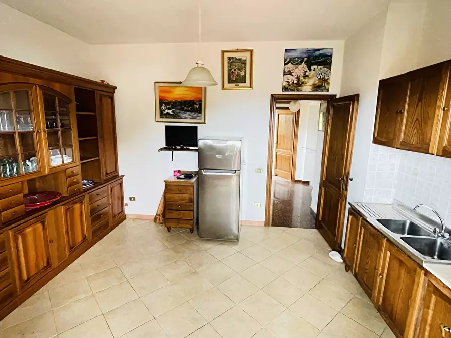 Immagine 7 di Quadrilocale in vendita  a Pietrasanta