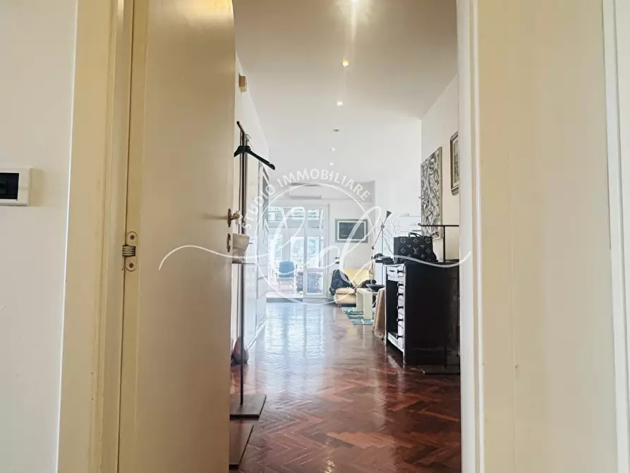 Immagine 55 di Attico in vendita  a Seravezza