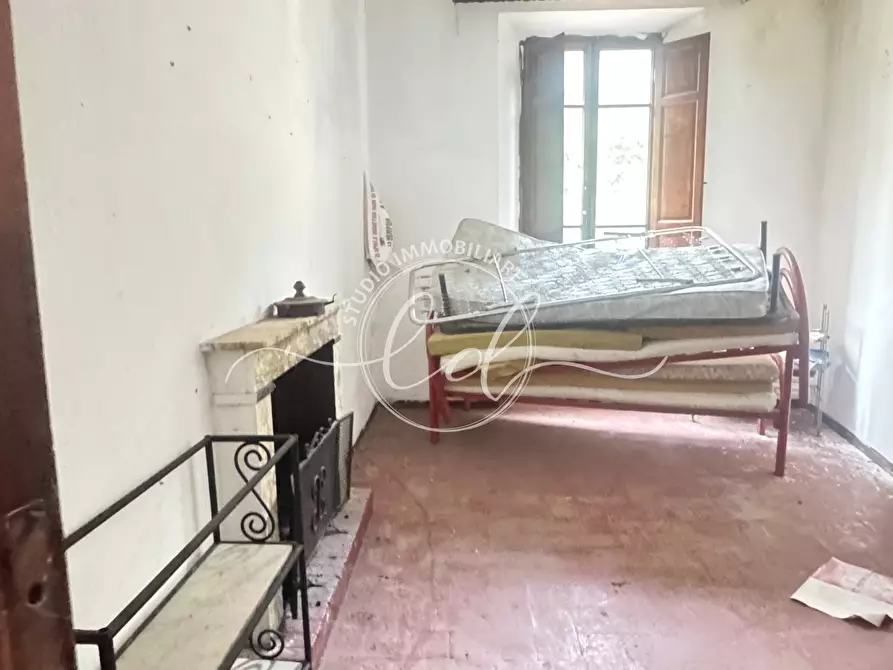 Immagine 30 di Porzione di casa in vendita  a Stazzema