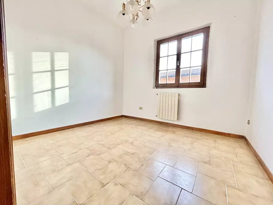 Immagine 13 di Quadrilocale in vendita  a Pietrasanta