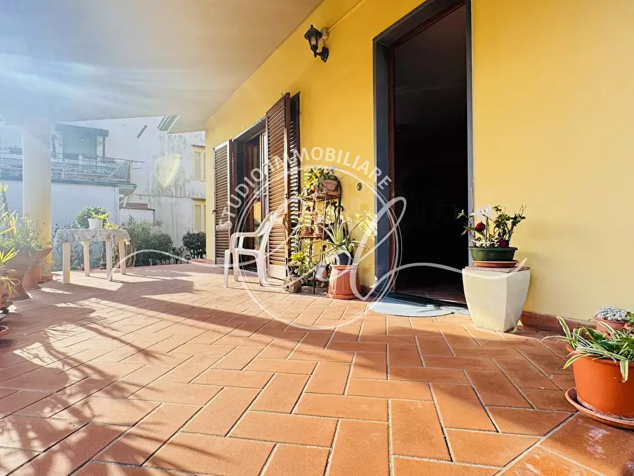 Immagine 11 di Casa indipendente in vendita  a Massarosa