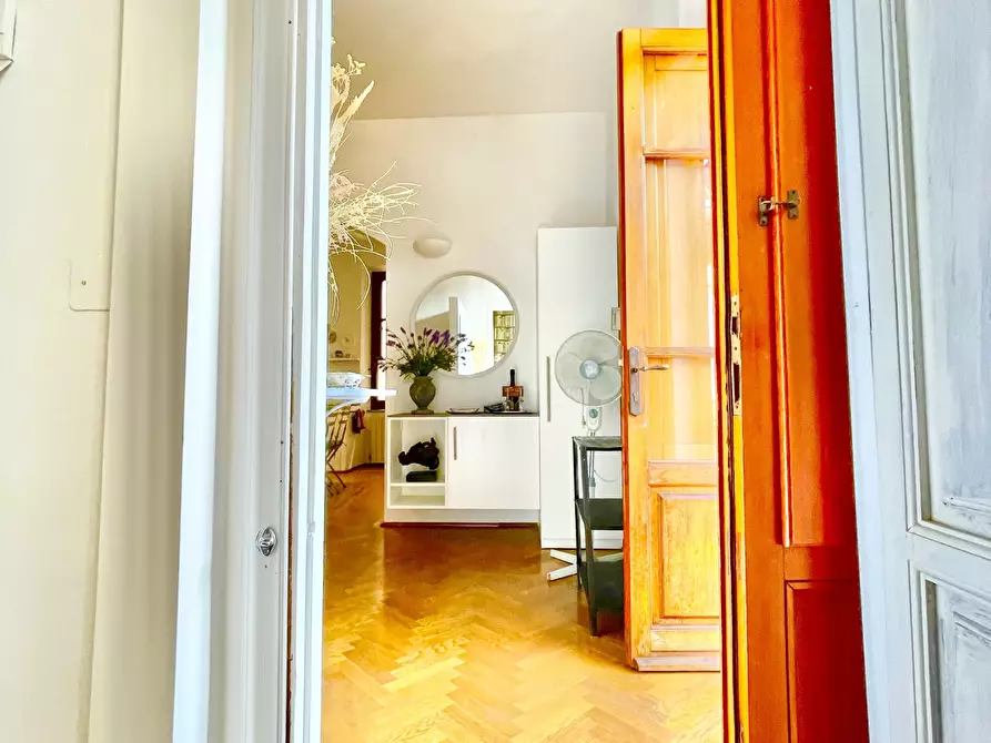 Immagine 7 di Trilocale in affitto  a Pietrasanta