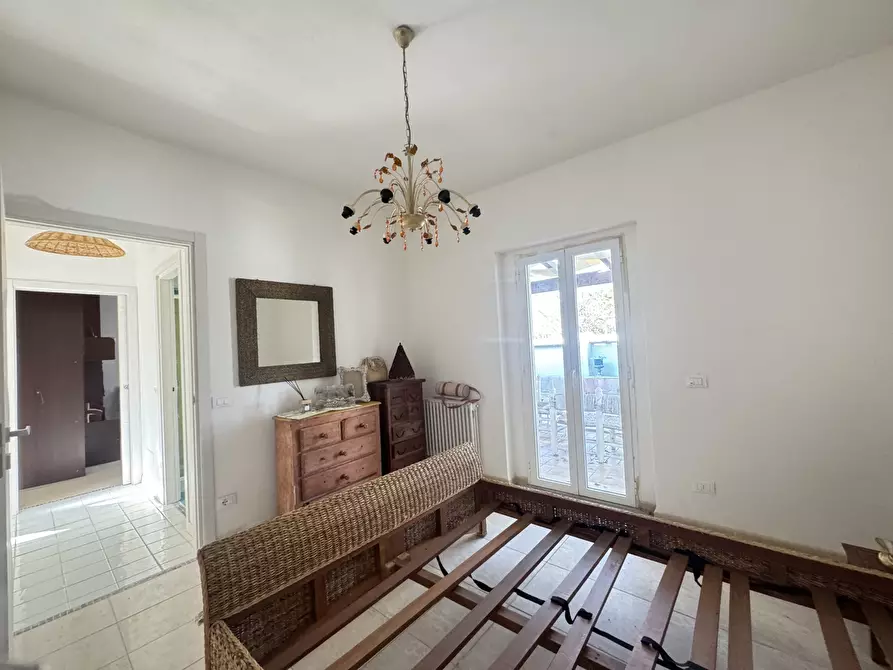 Immagine 20 di Villa in vendita  a Massa