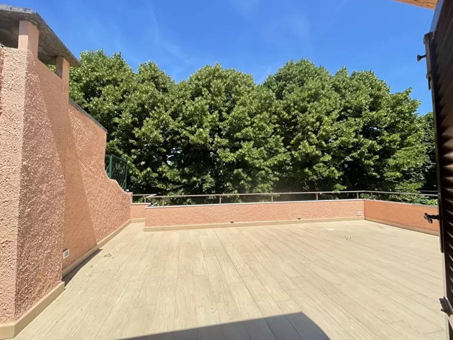 Immagine 70 di Porzione di casa in affitto  a Pietrasanta