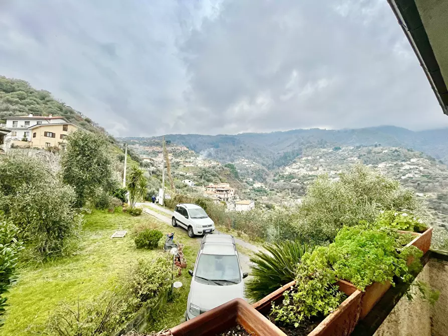 Immagine 28 di Casa indipendente in vendita  a Montignoso