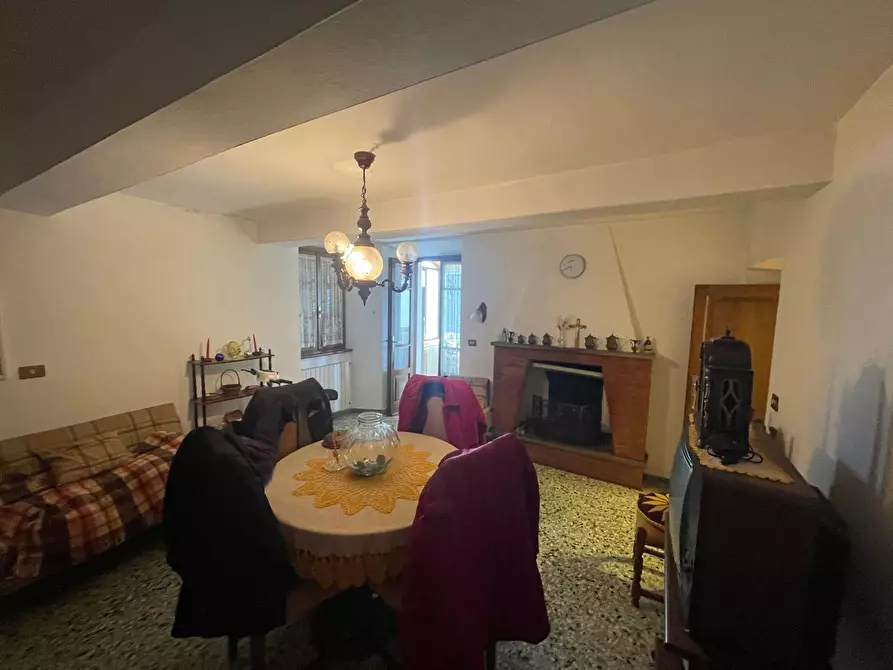 Immagine 31 di Porzione di casa in vendita  a Pietrasanta