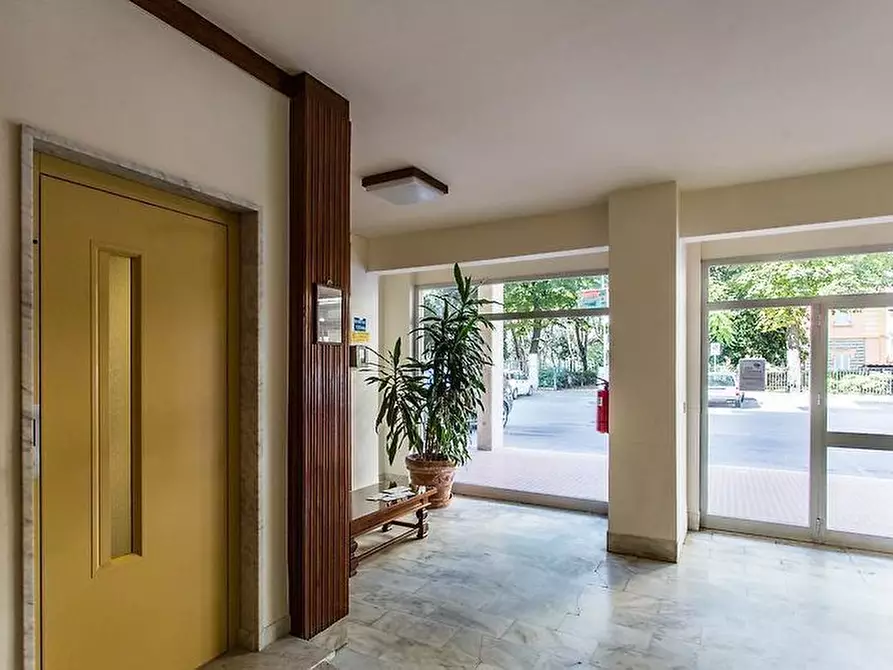 Immagine 16 di Bilocale in affitto  a Camaiore