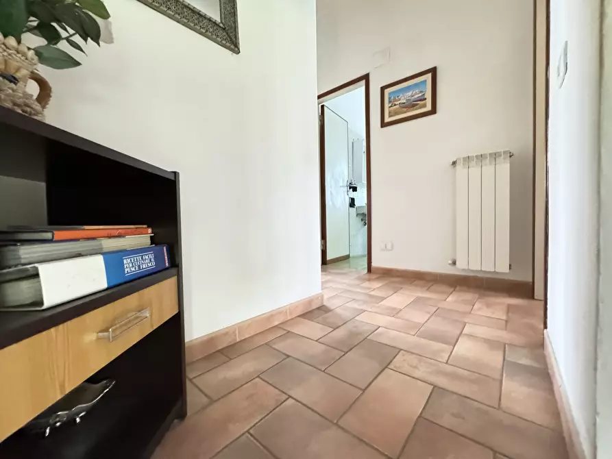 Immagine 37 di Casa indipendente in vendita  a Pietrasanta