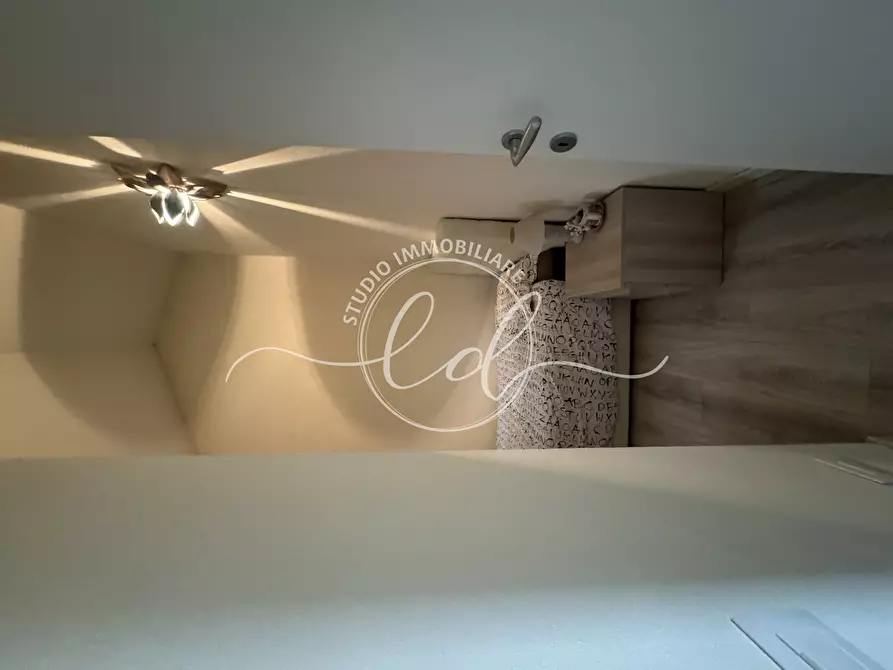 Immagine 62 di Terratetto in vendita  a Seravezza