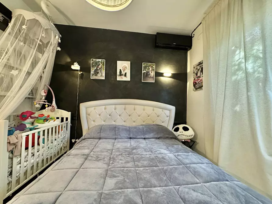 Immagine 19 di Quadrilocale in affitto  a Pietrasanta