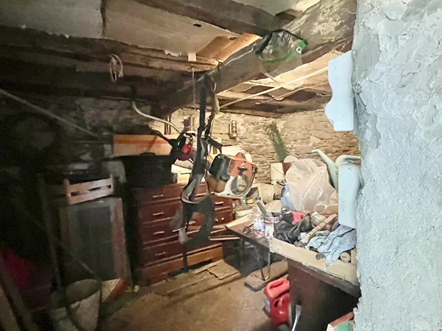 Immagine 69 di Casa bifamiliare in vendita  a Stazzema