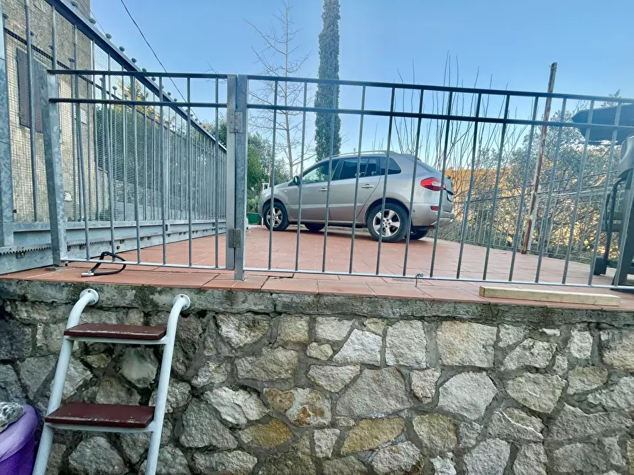 Immagine 73 di Porzione di casa in vendita  a Massarosa