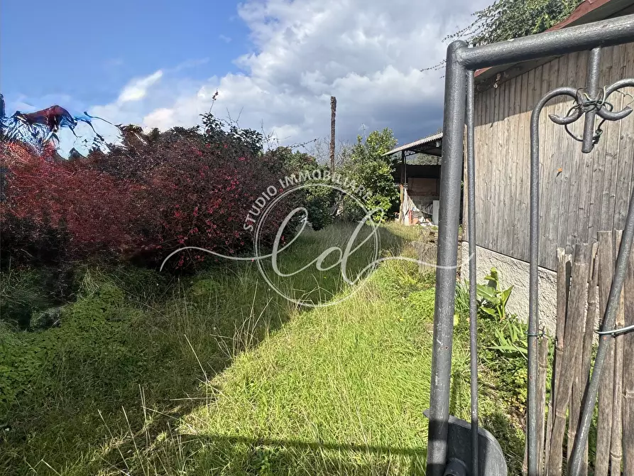 Immagine 38 di Porzione di casa in vendita  a Seravezza