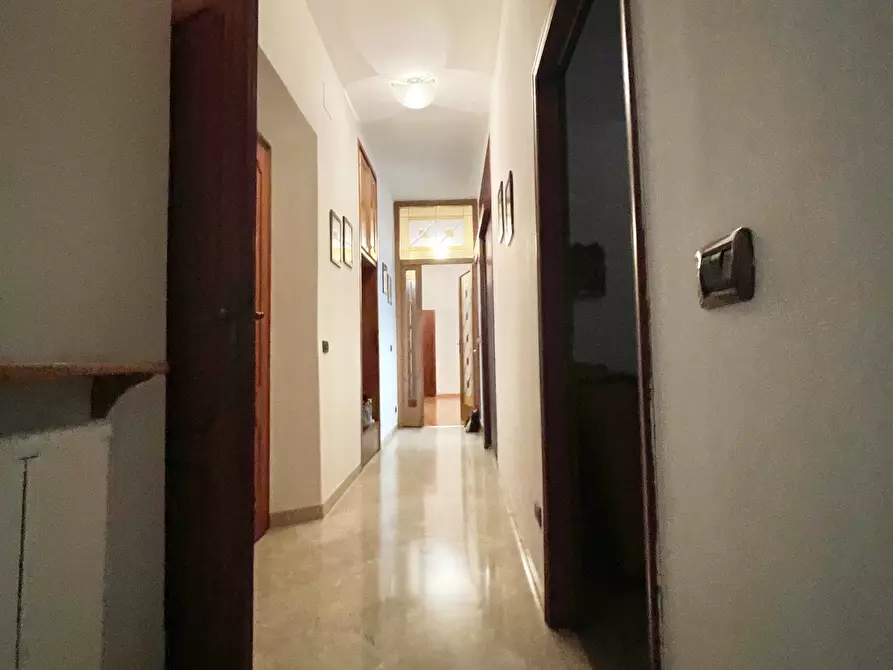 Immagine 9 di Quadrilocale in vendita  a Seravezza