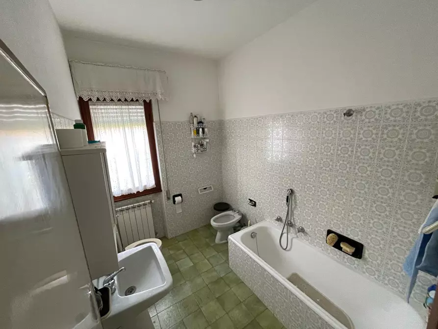 Immagine 59 di Casa indipendente in vendita  a Pietrasanta