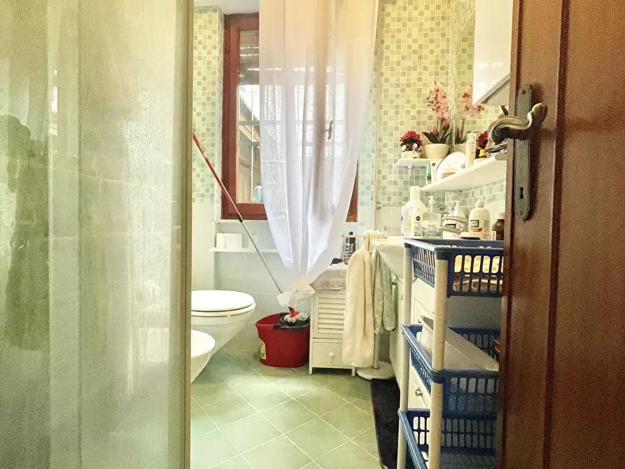 Immagine 27 di Casa indipendente in vendita  a Camaiore