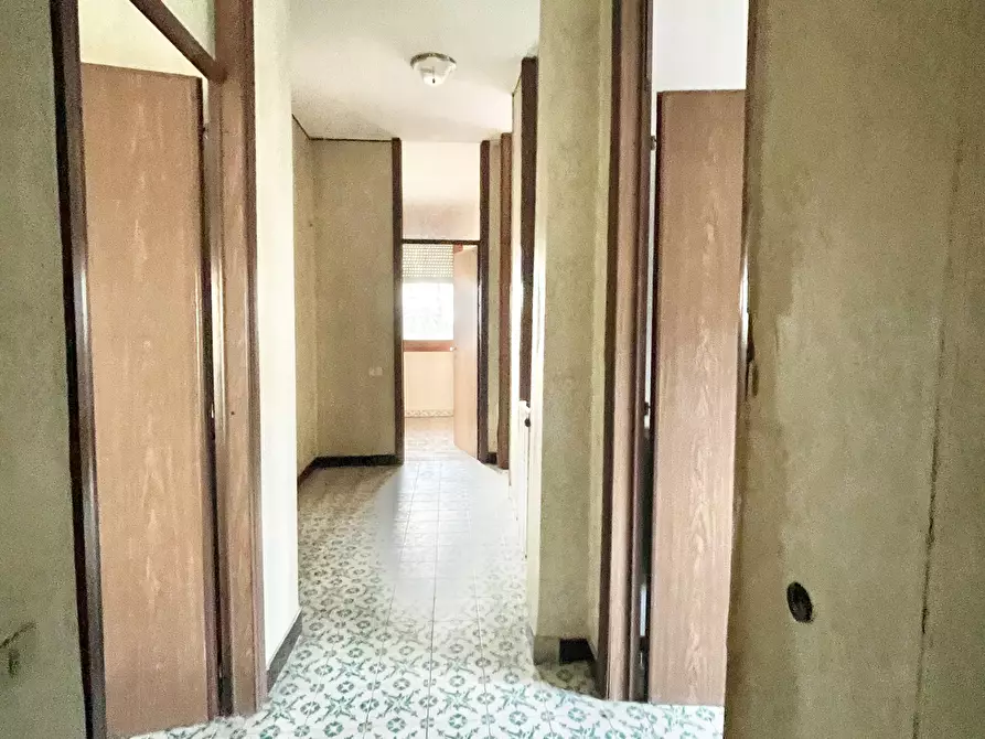 Immagine 5 di Quadrilocale in vendita  a Pietrasanta