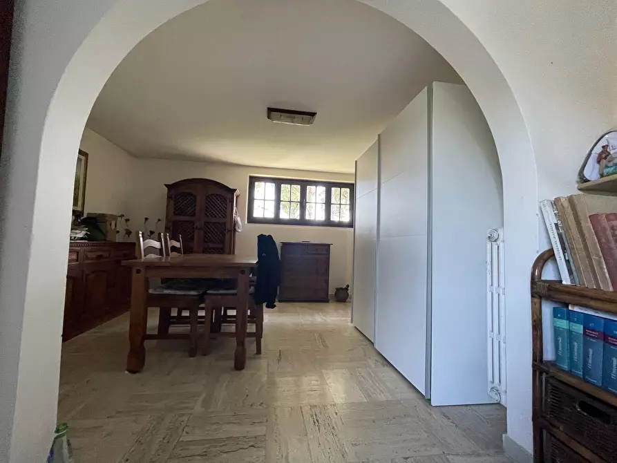 Immagine 80 di Villa in vendita  a Pietrasanta