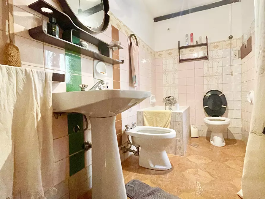 Immagine 24 di Casa bifamiliare in vendita  a Stazzema