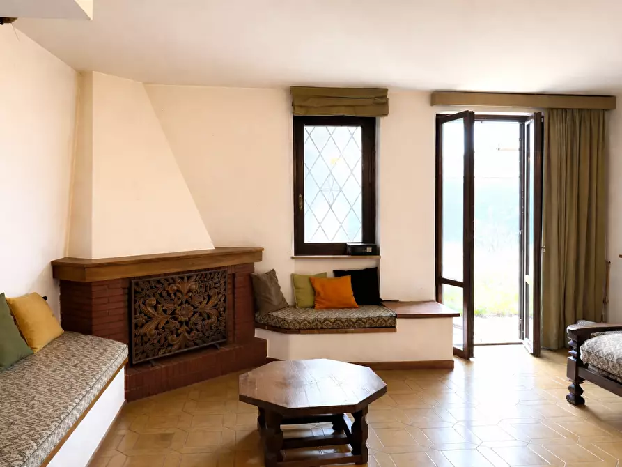 Immagine 1 di Villa in vendita  in Via per Frosinone a Ceccano