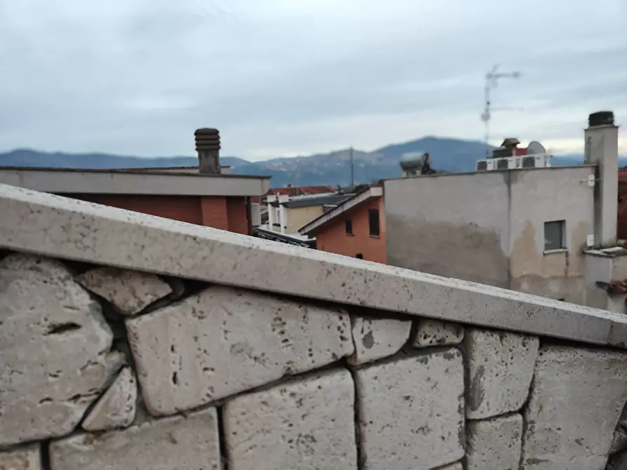 Immagine 11 di Trilocale in vendita  in Via Nicola Ricciotti 50 a Guidonia Montecelio