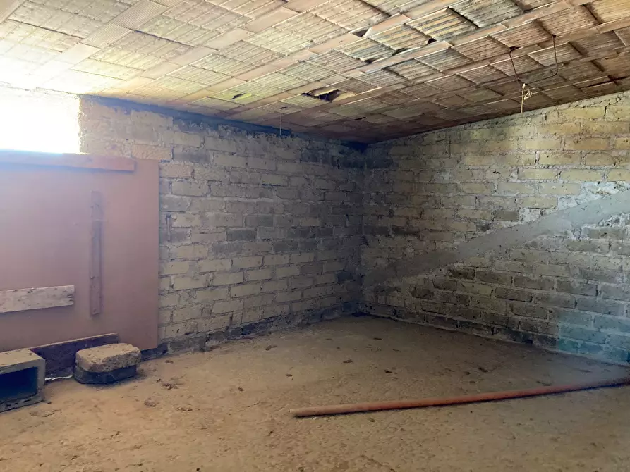 Immagine 3 di Quadrilocale in vendita  in Via De Pretis 28 a Guidonia Montecelio