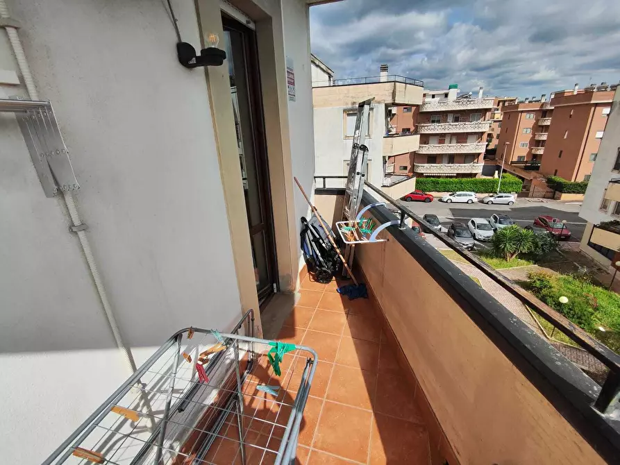 Immagine 26 di Trilocale in vendita  in Via Ottaviano a Guidonia Montecelio