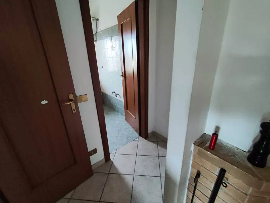 Immagine 7 di Trilocale in vendita  in Via Colle del sole 22 a Guidonia Montecelio