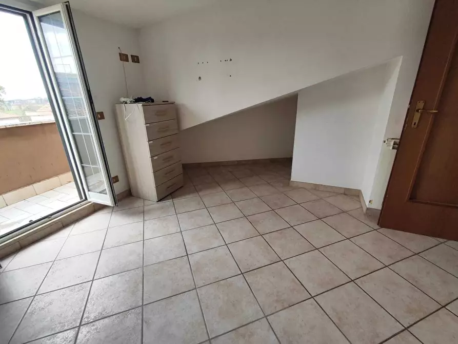 Immagine 19 di Trilocale in vendita  in Via Colle del sole 22 a Guidonia Montecelio