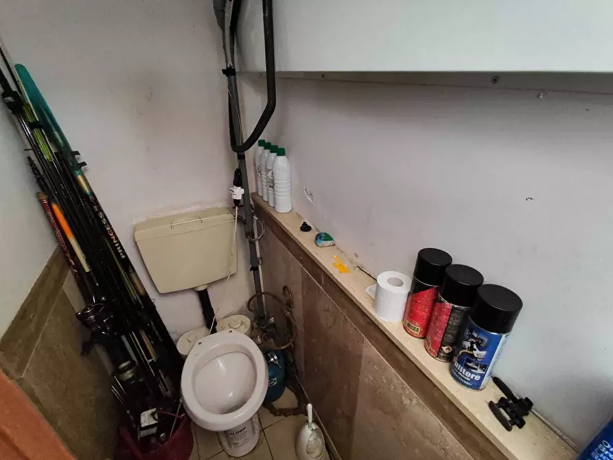 Immagine 18 di Trilocale in vendita  in Via Daniele Manin 3 a Guidonia Montecelio