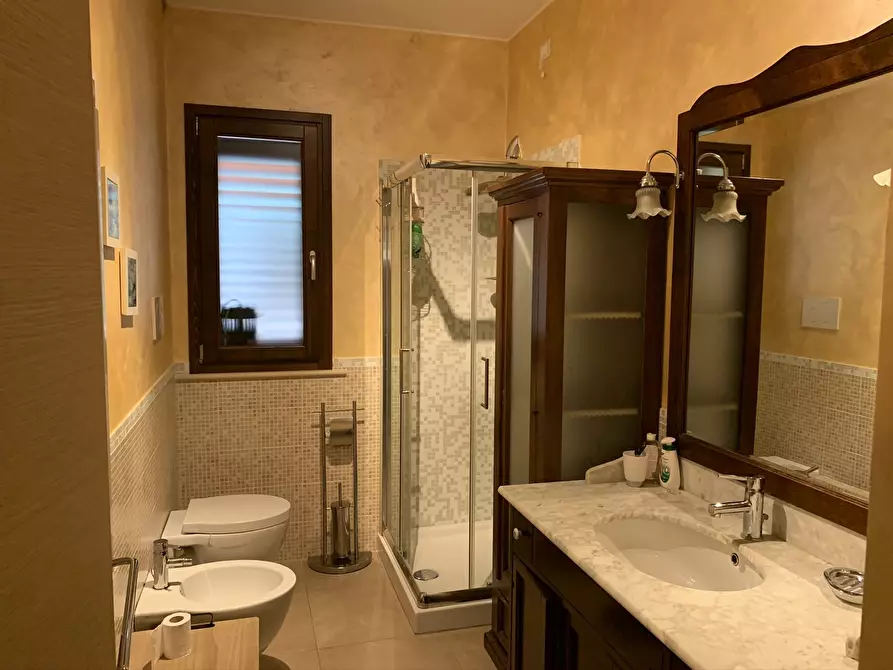 Immagine 25 di Casa trifamiliare in affitto  in Via Napoli a Ascoli Piceno