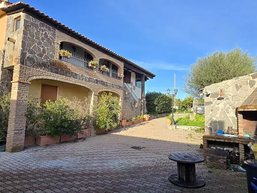 Immagine 2 di Casa bifamiliare in vendita  in VIA REMO BRANCA 34A a Sassari