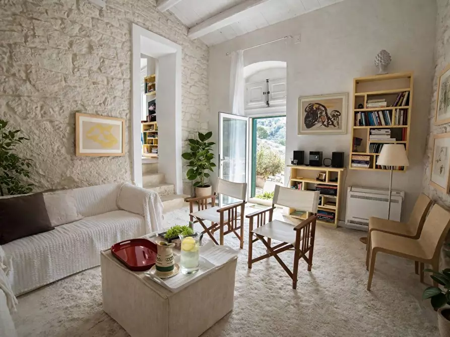 Immagine 5 di Appartamento in vendita  in Via Gargano 241 a Scicli