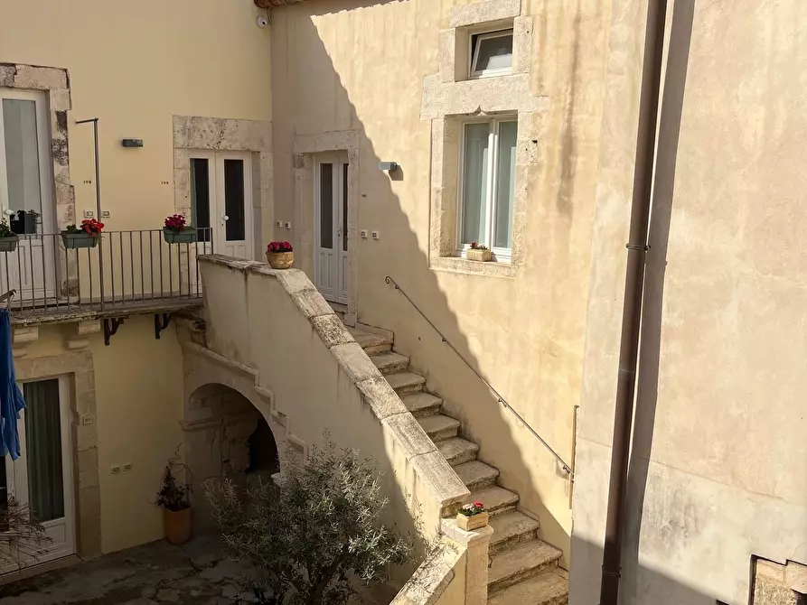Immagine 9 di Appartamento in vendita  in VICOLO DELL'OLIVO a Siracusa