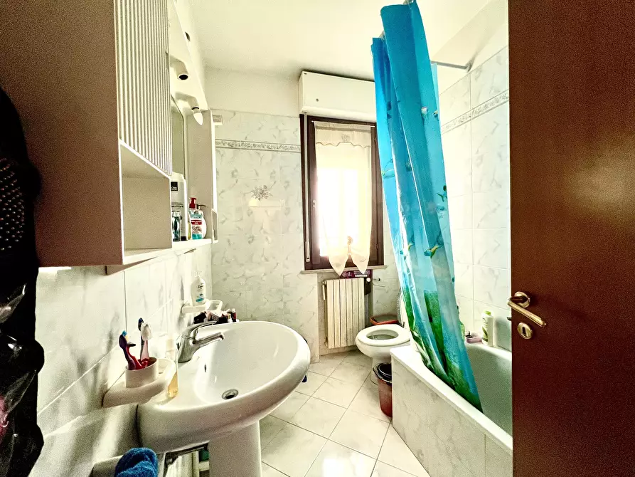 Immagine 14 di Trilocale in vendita  in Viale Guglielmo Marconi 163 a Roncofreddo