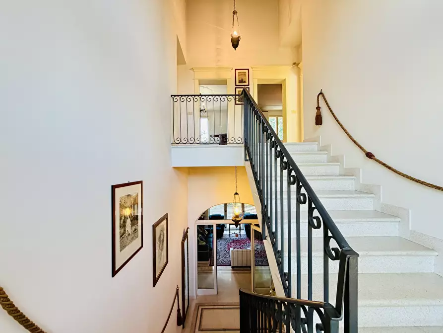 Immagine 13 di Villa in vendita  in vicinale papa 675 a Cesena