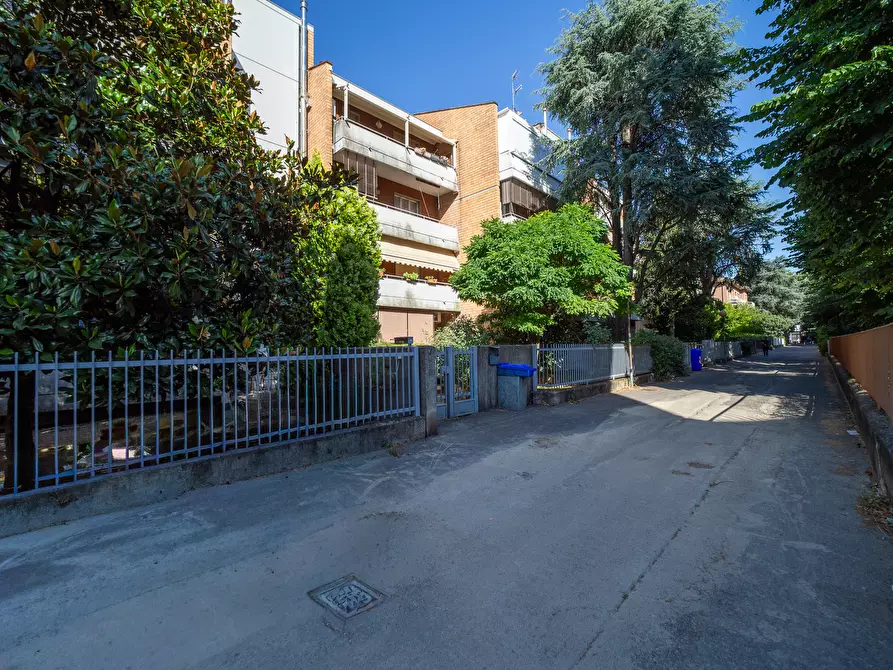 Immagine 22 di Trilocale in vendita  in Via Montevideo 5 a Parma