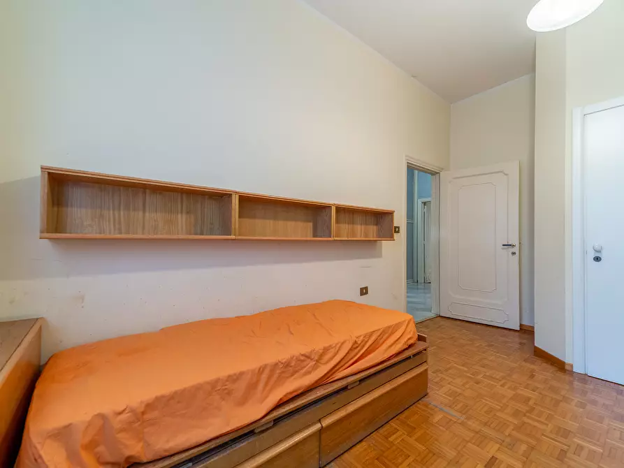 Immagine 30 di Trilocale in vendita  in Via Carlo Speranza 13 a Parma