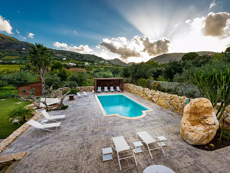 Immagine 12 di Rustico / casale in vendita  in CONTRADA CARDONE SNC a Castellammare Del Golfo