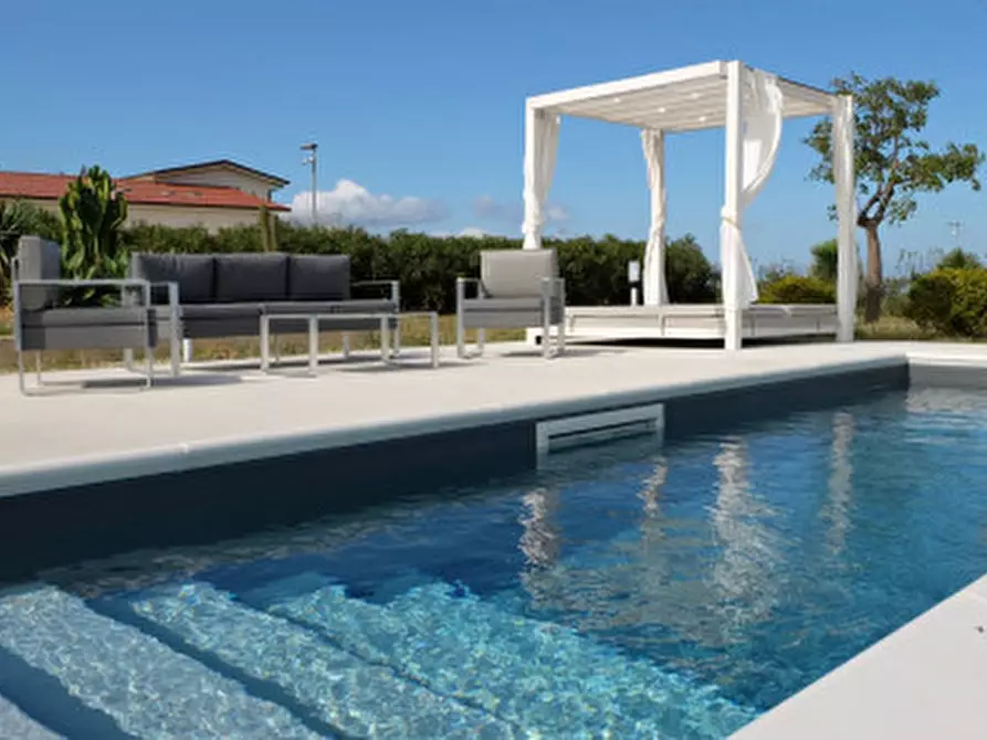 Immagine 27 di Villa in vendita  a Partinico