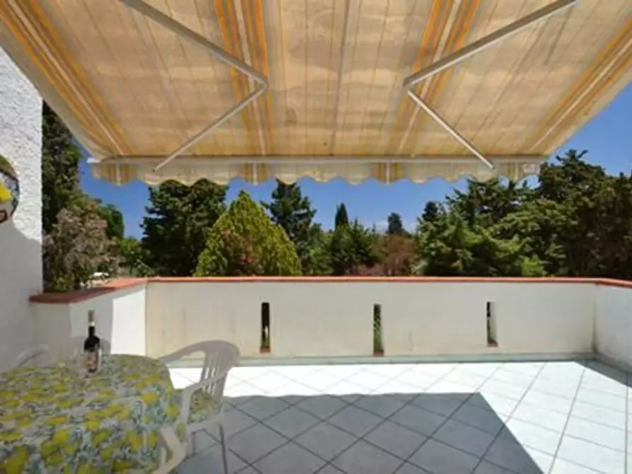 Immagine 3 di Villetta a schiera in affitto  a Castellammare Del Golfo