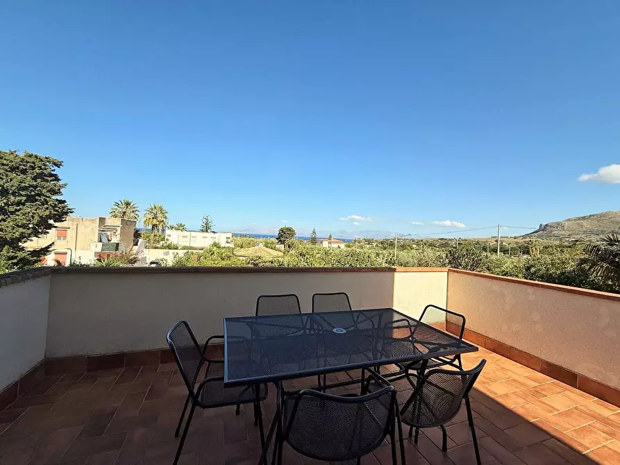 Immagine 23 di Villetta a schiera in vendita  a Castellammare Del Golfo