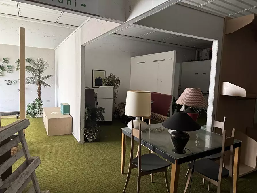 Immagine 5 di Capannone industriale in vendita  a Caselle Landi