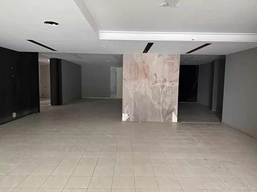 Immagine 6 di Locale commerciale in affitto  in via Codognino 12 a Cornegliano Laudense