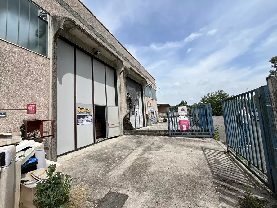 Immagine 2 di Capannone industriale in vendita  in Via Selvagreca 27 a Lodi