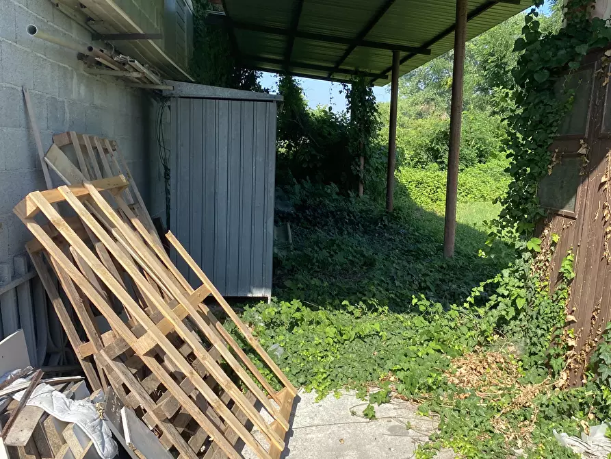 Immagine 10 di Capannone industriale in vendita  in Via Papa Giovanni XXIII 4 a Caselle Landi
